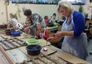 Wycieczka do fabryki bombek choinkowych