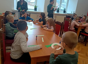 Świąteczne warsztaty w klasie 1b